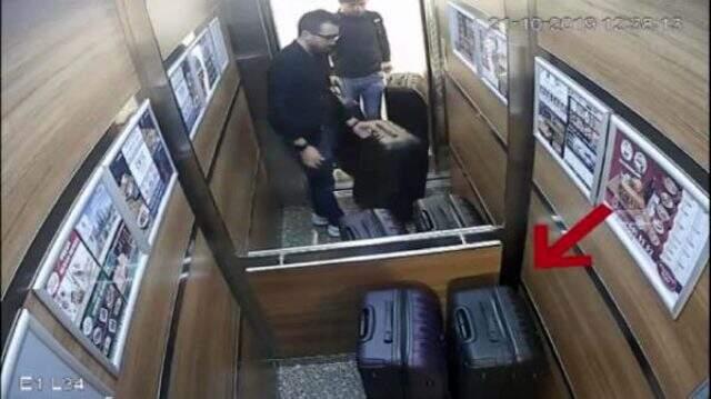 Bahis çetesine yapılan operasyonda 3 milyon 129 bin liranın yakalanma anı kameralara yansıdı