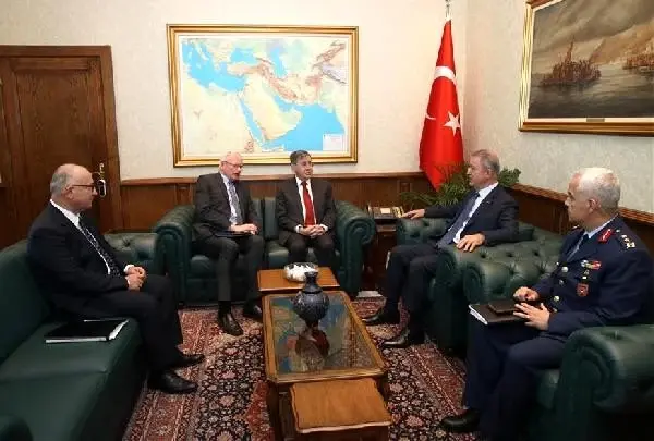 Bakan Akar, ABD Suriye Özel Temsilcisi Jeffrey ile görüştü Bakan Akar, ABD Suriye Özel Temsilcisi Jeffrey ile görüştü