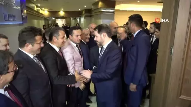 Bakan Albayrak, Ordu Büyükşehir Belediye Başkanı Güler'i ziyaret etti Bakan Albayrak, Ordu Büyükşehir Belediye Başkanı Güler'i ziyaret etti