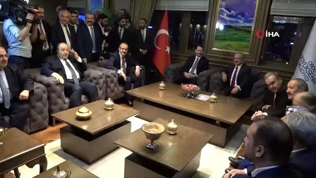 Bakan Albayrak, Ordu Büyükşehir Belediye Başkanı Güler'i ziyaret etti Bakan Albayrak, Ordu Büyükşehir Belediye Başkanı Güler'i ziyaret etti