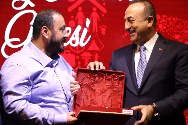Bakan Çavuşoğlu: 'Terör devleti kurmak isteyenlerin oyununu başlarına devirdik' Bakan Çavuşoğlu: 'Terör devleti kurmak isteyenlerin oyununu başlarına devirdik'