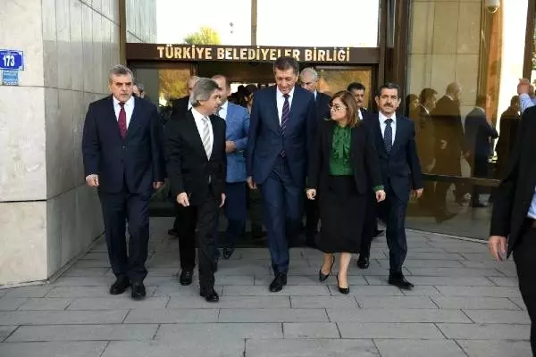 Bakan Selçuk: Çocuklarımızın eğitiminden mahrum kalmasına müsaade etmeyiz Bakan Selçuk: Çocuklarımızın eğitiminden mahrum kalmasına müsaade etmeyiz