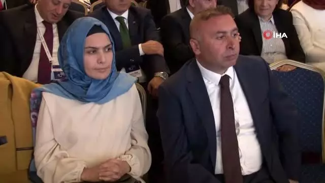 Bakan Selçuk: 'Özel sektörde işe yerleştirilen kadın sayısında 100 kat artış oldu' Bakan Selçuk: 'Özel sektörde işe yerleştirilen kadın sayısında 100 kat artış oldu'
