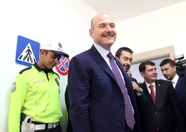 Bakan Soylu: 'Trafik kazalarında yüzde 28,5 azalma söz konusu' Bakan Soylu: 'Trafik kazalarında yüzde 28,5 azalma söz konusu'