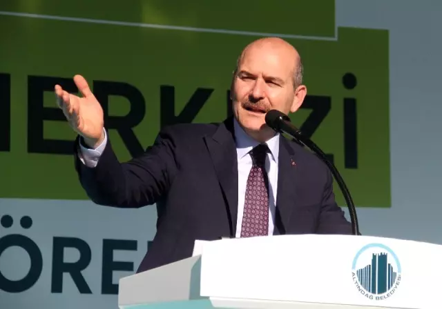 Bakan Soylu: 'Trafik kazalarında yüzde 28,5 azalma söz konusu' Bakan Soylu: 'Trafik kazalarında yüzde 28,5 azalma söz konusu'