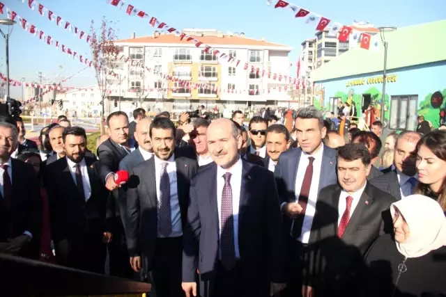 Bakan Soylu: 'Trafik kazalarında yüzde 28,5 azalma söz konusu' Bakan Soylu: 'Trafik kazalarında yüzde 28,5 azalma söz konusu'