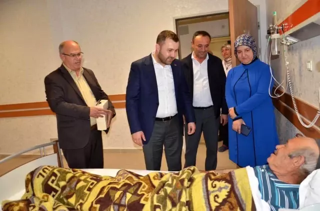 Başkan Yüksel hastaların kandilini kutladı Başkan Yüksel hastaların kandilini kutladı