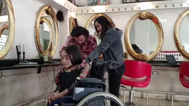 Bedensel engelli Beyza'dan örnek davranış Bedensel engelli Beyza'dan örnek davranış