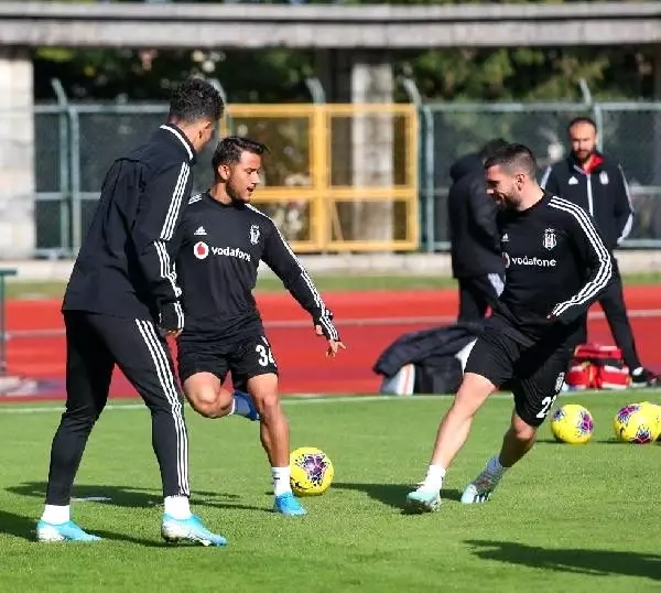 Beşiktaş, Denizlispor maçı hazırlıklarına Portekiz'de başladı Beşiktaş, Denizlispor maçı hazırlıklarına Portekiz'de başladı