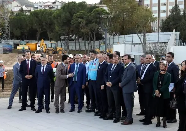 Çevre ve Şehircilik Bakanı Kurum, Bursa'da(2) Çevre ve Şehircilik Bakanı Kurum, Bursa'da(2)