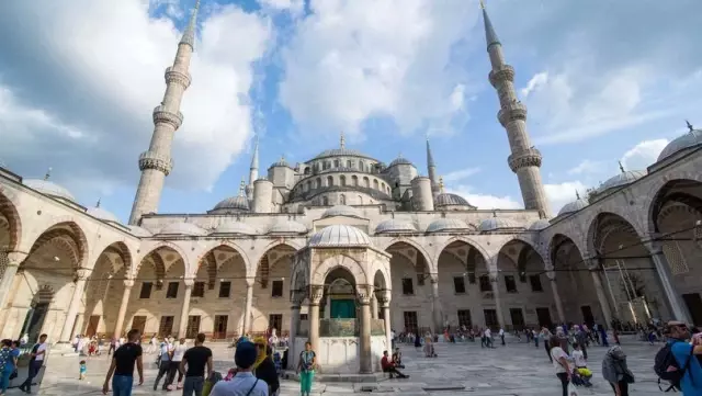 Cuma mesajları 2019 – Anlamlı Cuma mesajları, resimli ve yeni Cuma mesajları