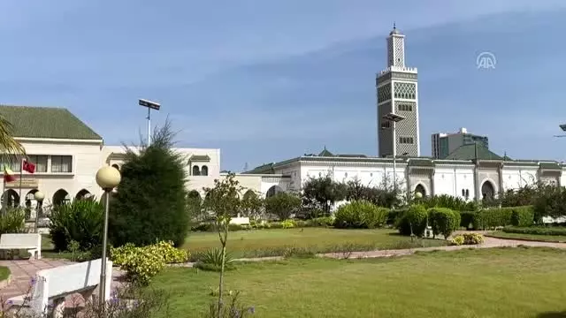 Dakar'da minik hafızlar Mevlid Kandili'ni hatimle idrak etti Dakar'da minik hafızlar Mevlid Kandili'ni hatimle idrak etti