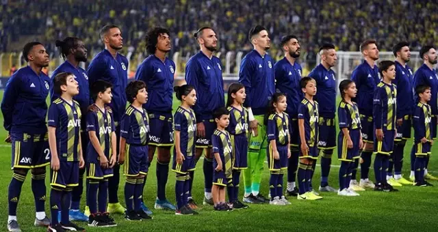 Ersun Yanal'dan tek değişiklik! Ersun Yanal'dan tek değişiklik!