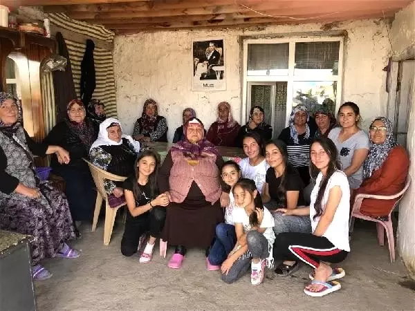 Güllü Nine'nin eğitim aşkı Güllü Nine'nin eğitim aşkı