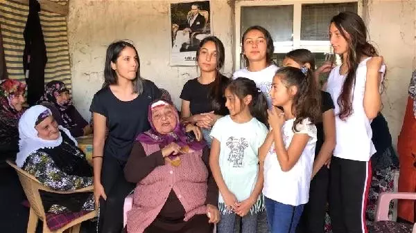 Güllü Nine'nin eğitim aşkı Güllü Nine'nin eğitim aşkı