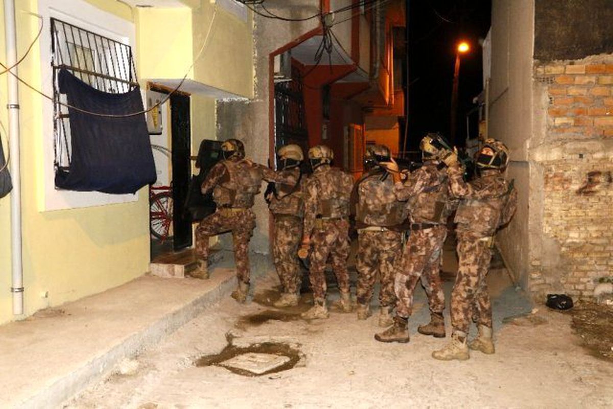 İstanbul ve Adana'da PKK/KCK ve DEAŞ'a yönelik terör operasyonu yapıldı: Çok sayıda gözaltı var