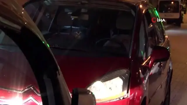 Kağıthane'de silahlı yol verme kavgası: 1 yaralı Kağıthane'de silahlı yol verme kavgası: 1 yaralı