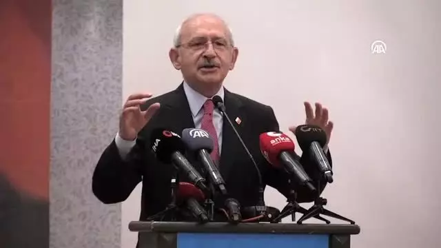 Kılıçdaroğlu: 'Arabayı üretir satmazsanız bir şey olmaz ama çiftçinin elindeki malı satamazsanız... Kılıçdaroğlu: 'Arabayı üretir satmazsanız bir şey olmaz ama çiftçinin elindeki malı satamazsanız...