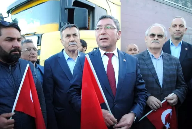 'Komando Ocağı' Eğirdir'den Mehmetçik'e 1 tır dolusu elma desteği 'Komando Ocağı' Eğirdir'den Mehmetçik'e 1 tır dolusu elma desteği