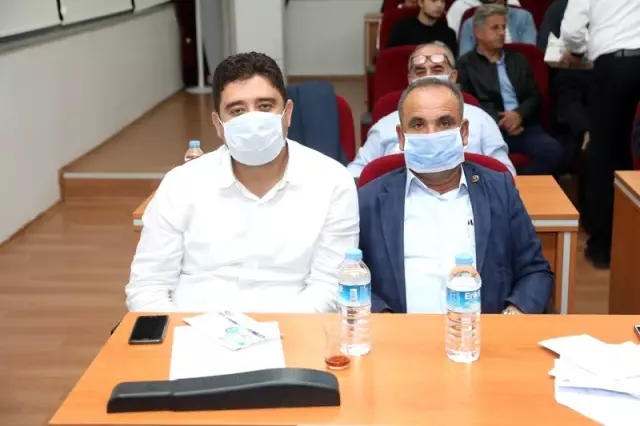 Lösemi hastalığına maskeyle dikkat çektiler Lösemi hastalığına maskeyle dikkat çektiler