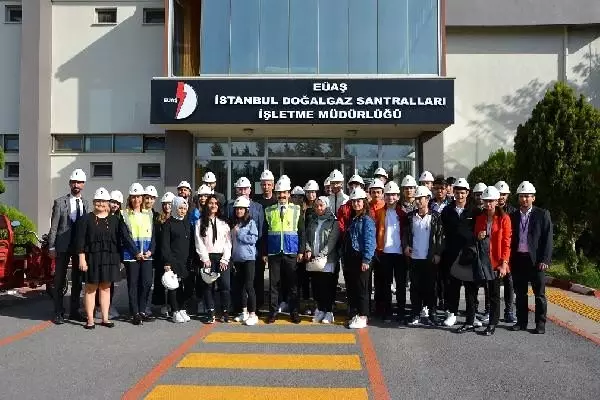 Meslek lisesi öğrencilerine Ambarlı Santrali'nde özel ders Meslek lisesi öğrencilerine Ambarlı Santrali'nde özel ders