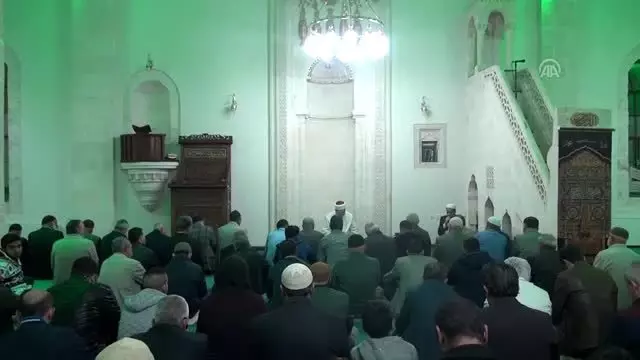 Mevlid Kandili dualarla idrak edildi Mevlid Kandili dualarla idrak edildi
