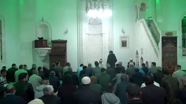 Mevlid Kandili dualarla idrak edildi Mevlid Kandili dualarla idrak edildi