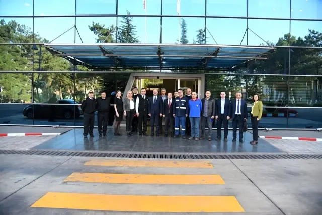 MSB heyeti milli denizaltı ve gemiler için KARDEMİR'de inceleme yaptı MSB heyeti milli denizaltı ve gemiler için KARDEMİR'de inceleme yaptı