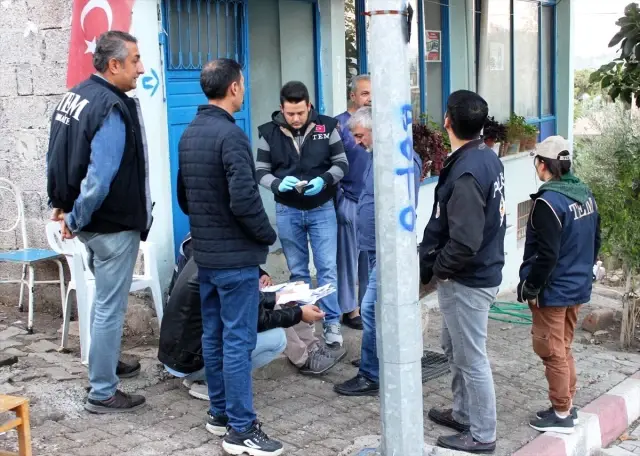 Osmaniye'de DEAŞ operasyonunda 4 şüpheli yakalandı Osmaniye'de DEAŞ operasyonunda 4 şüpheli yakalandı