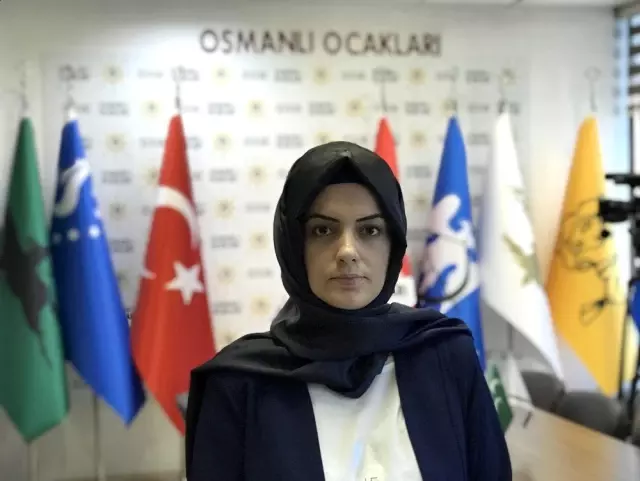 Osmanlı Ocakları'ndan Diyarbakır annelerine Yılın Cumhuriyet Kadını plaketi Osmanlı Ocakları'ndan Diyarbakır annelerine Yılın Cumhuriyet Kadını plaketi