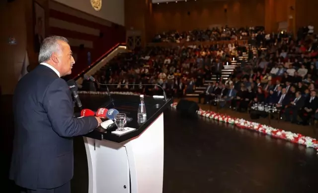 Prof. Dr. Numan Kurtulmuş, Atatürk Üniversiteli gençlerle bir araya geldi Prof. Dr. Numan Kurtulmuş, Atatürk Üniversiteli gençlerle bir araya geldi