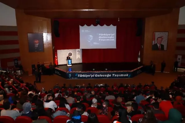 Prof. Dr. Numan Kurtulmuş, Atatürk Üniversiteli gençlerle bir araya geldi Prof. Dr. Numan Kurtulmuş, Atatürk Üniversiteli gençlerle bir araya geldi
