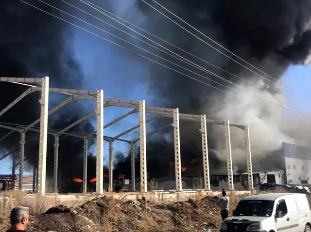 Sivas'ta fabrika yangını