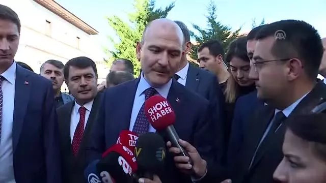 Soylu: 'Ben onlar gibi koluma teröristi takıp TBMM'de gezdirmem' Soylu: 'Ben onlar gibi koluma teröristi takıp TBMM'de gezdirmem'