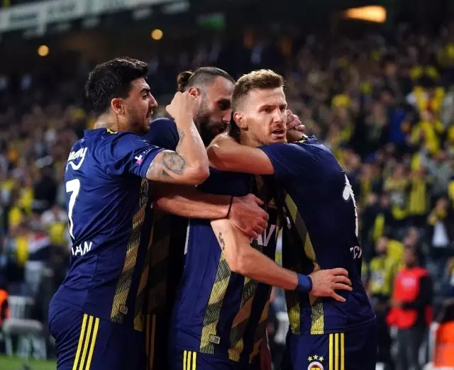 Süper Lig: Fenerbahçe: 3 - Kasımpaşa: 2 (Maç sonucu) Süper Lig: Fenerbahçe: 3 - Kasımpaşa: 2 (Maç sonucu)