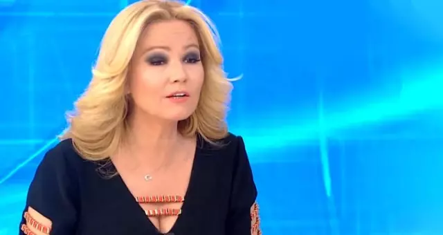 TBMM'de Müge Anlı'ya tepki göstermek için Zazaca konuşan HDP'li Vekil Erdal Aydemir'e tepki TBMM'de Müge Anlı'ya tepki göstermek için Zazaca konuşan HDP'li Vekil Erdal Aydemir'e tepki