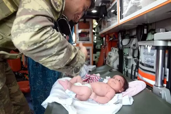 Tel Abyad ve Resulayn'da sağlık taraması