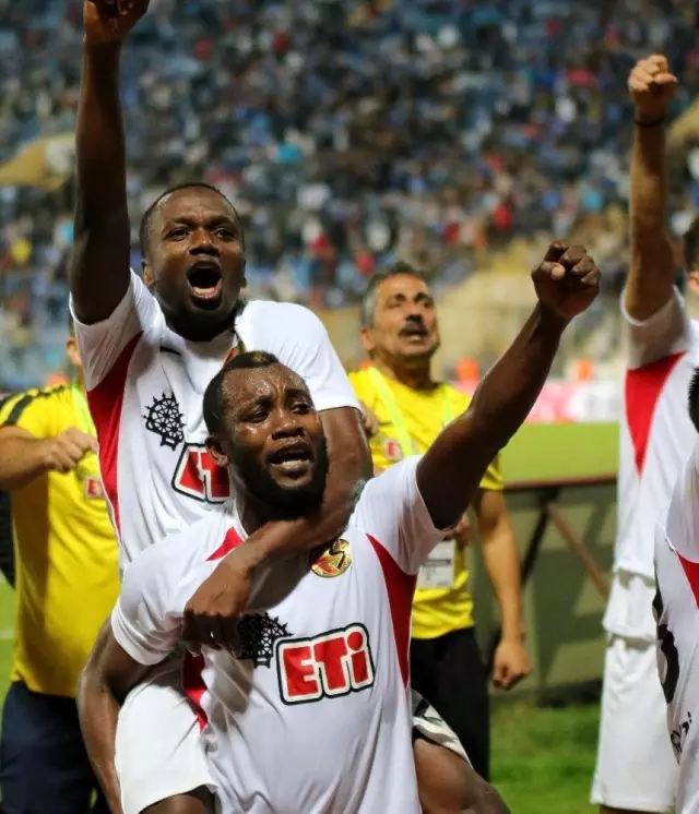 TFF 1. Lig: Adana Demirspor: 2 - Eskişehirspor: 3 TFF 1. Lig: Adana Demirspor: 2 - Eskişehirspor: 3