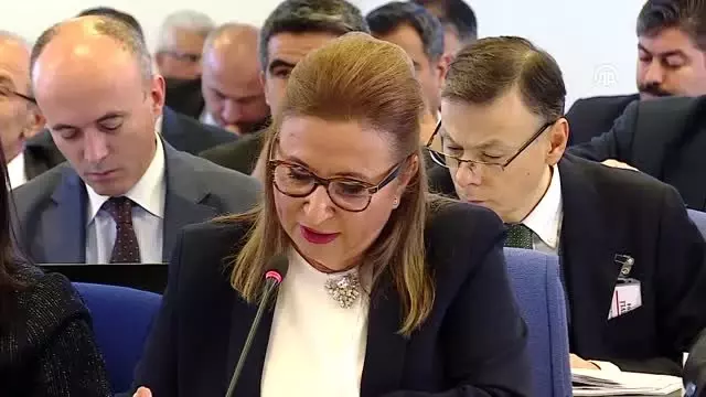 Ticaret Bakanı Pekcan: 'Yaklaşık 7,2 milyon güvensiz veya uygunsuz ürünü geri gönderdik' Ticaret Bakanı Pekcan: 'Yaklaşık 7,2 milyon güvensiz veya uygunsuz ürünü geri gönderdik'