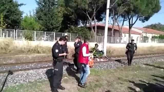 Trenin çarptığı kişi öldü Trenin çarptığı kişi öldü