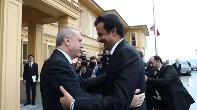 Türkiye ve Katar 'kapsamlı stratejik ortaklığa' gitmek için hazırlanıyor Türkiye ve Katar 'kapsamlı stratejik ortaklığa' gitmek için hazırlanıyor