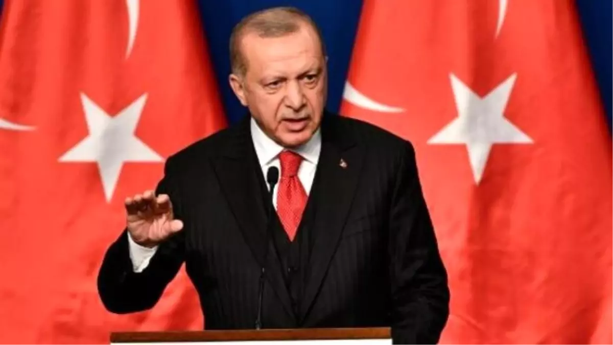 UEFA'nın siyasi tavrını reddediyoruz