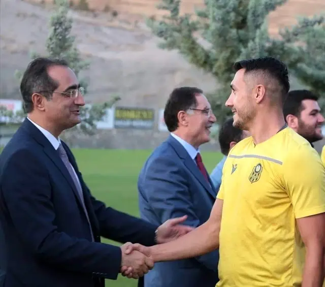 Yeni Malatyaspor, Sergen Yalçın'a verilen cezaya itiraz edecek Yeni Malatyaspor, Sergen Yalçın'a verilen cezaya itiraz edecek