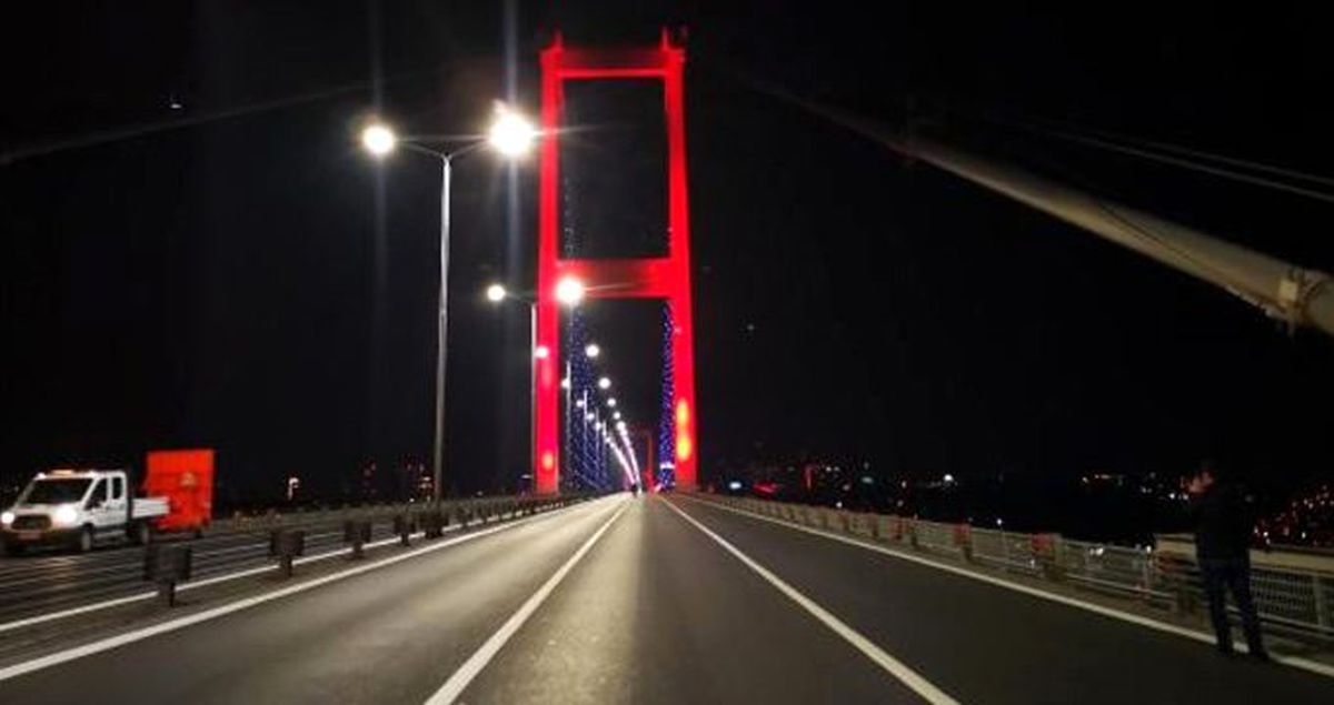 15 Temmuz Şehitler Köprüsü'nde intihar! Bir vatandaş kendini köprüden attı