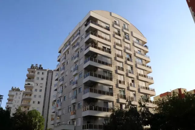4 kişinin öldüğü binada hayat normale döndü 4 kişinin öldüğü binada hayat normale döndü