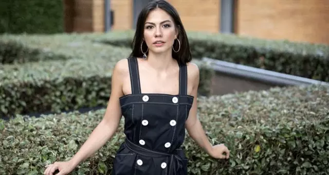 Almak istediği arabayı pahalı bulan Demet Özdemir,
