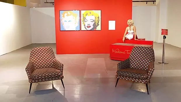 Andy Warhol ve arkadaşlarıyla bir çağdaş sanat ziyafeti Andy Warhol ve arkadaşlarıyla bir çağdaş sanat ziyafeti