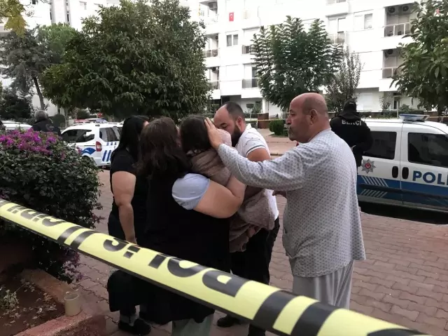 Antalya'da aynı aileden ikisi çocuk 4 kişi evlerinde ölü bulundu Antalya'da aynı aileden ikisi çocuk 4 kişi evlerinde ölü bulundu