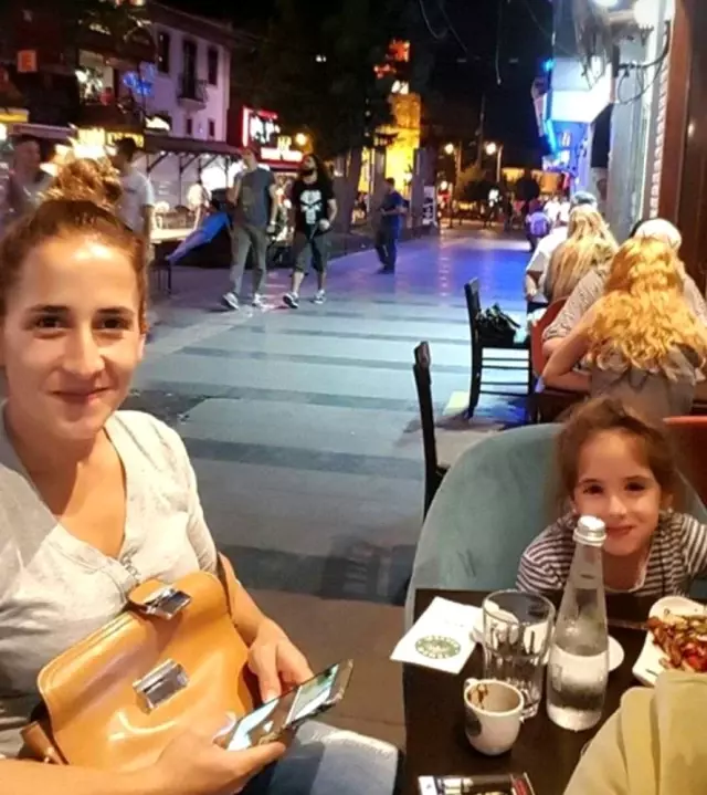 Antalya'da dört kişilik ailenin ölümüyle ilgili valilik açıklaması Antalya'da dört kişilik ailenin ölümüyle ilgili valilik açıklaması