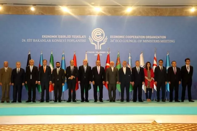 Bakan Çavuşoğlu EİT Dönem Başkanı seçildi Bakan Çavuşoğlu EİT Dönem Başkanı seçildi